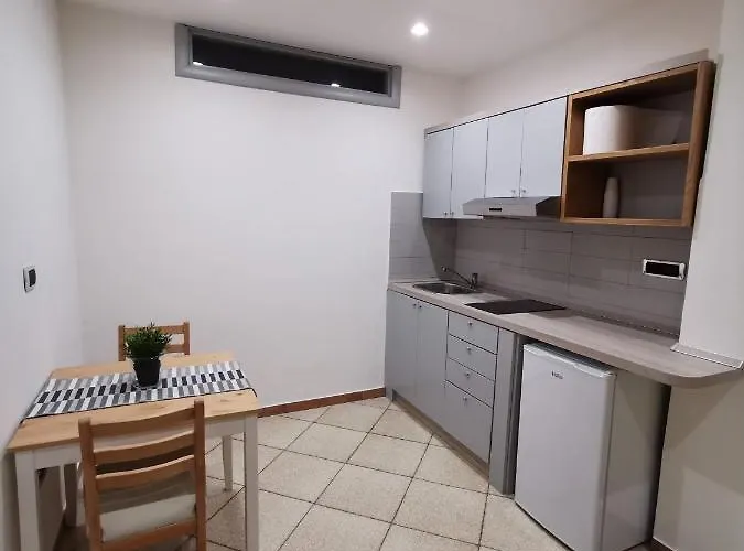 Alojamento de Acomodação e Pequeno-almoço Picentia 19 Pontecagnano